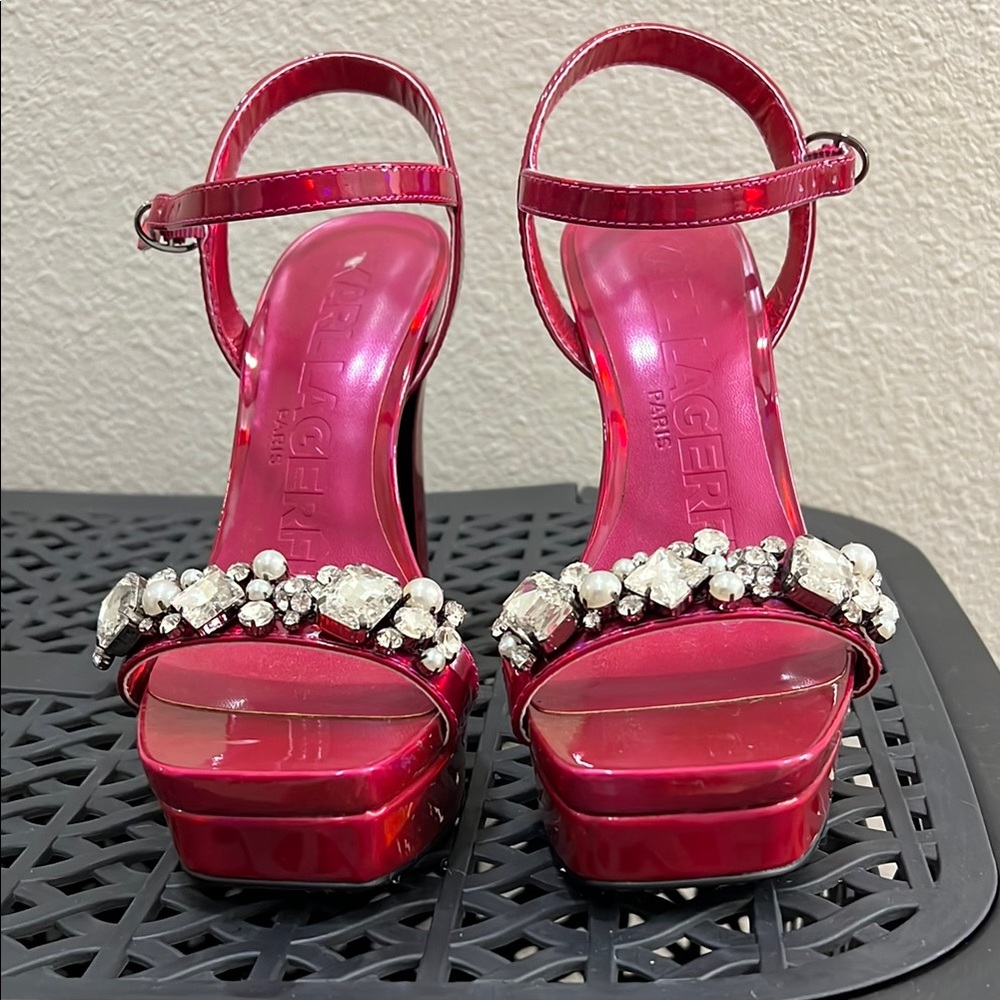 Elegant Pink Women's Sandals